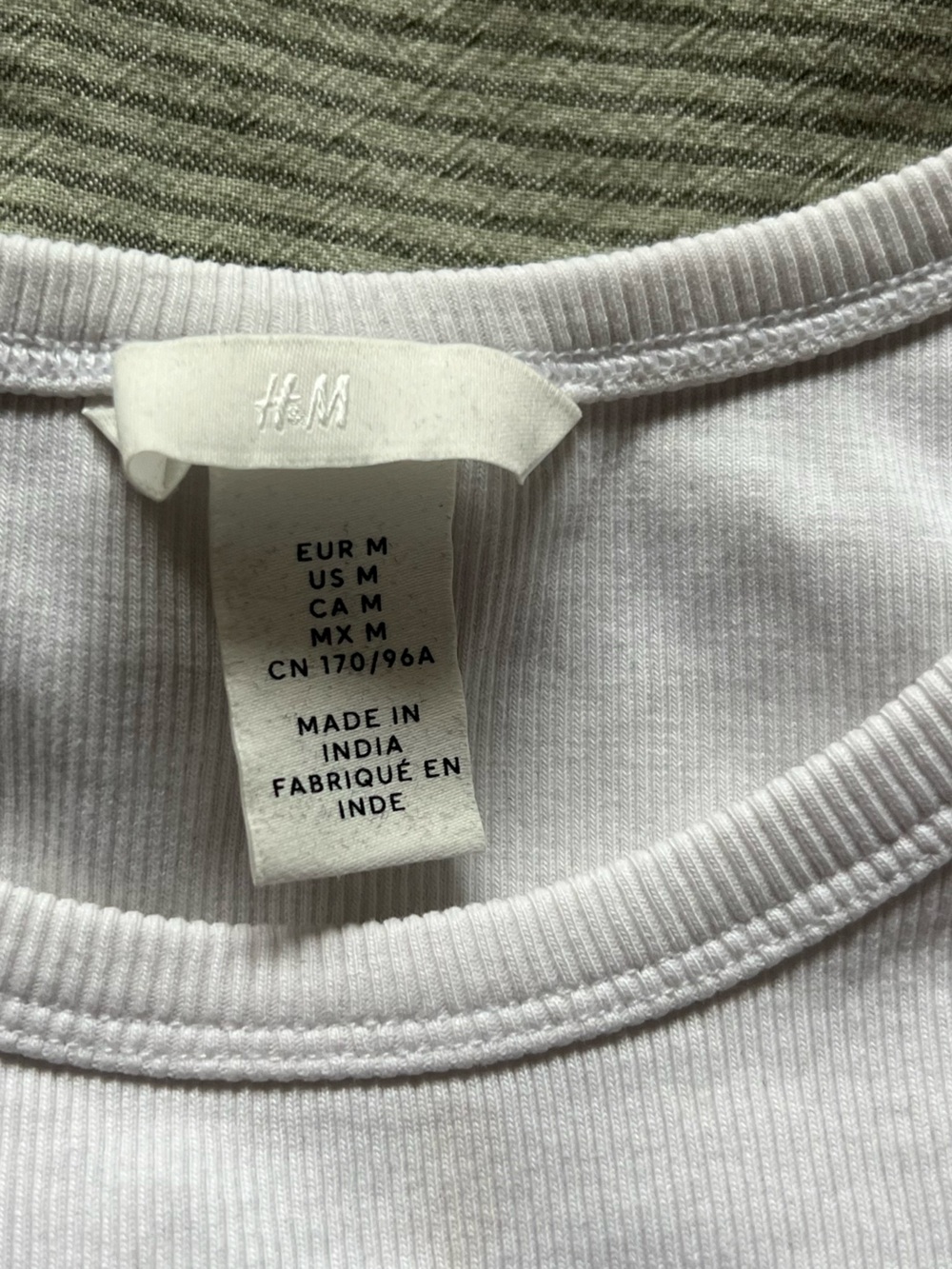H&M Ribbed White Tank Top - Picture 2 of 2
